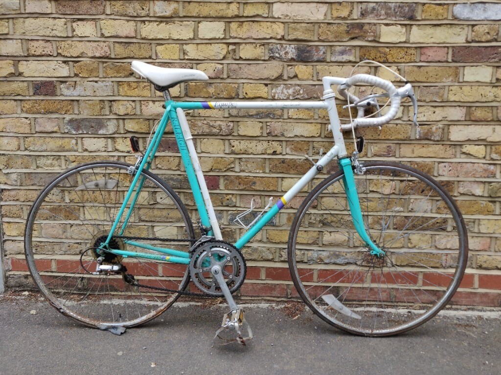 raleigh equipe road bike